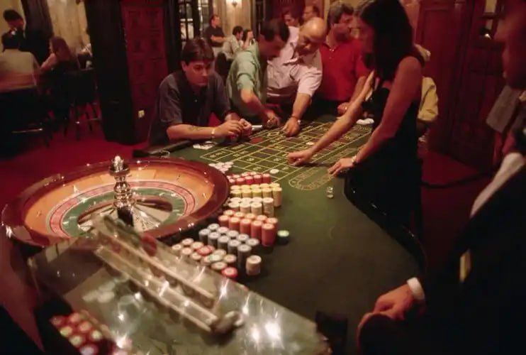 Virtual chip betting interface on rajamas slot free play